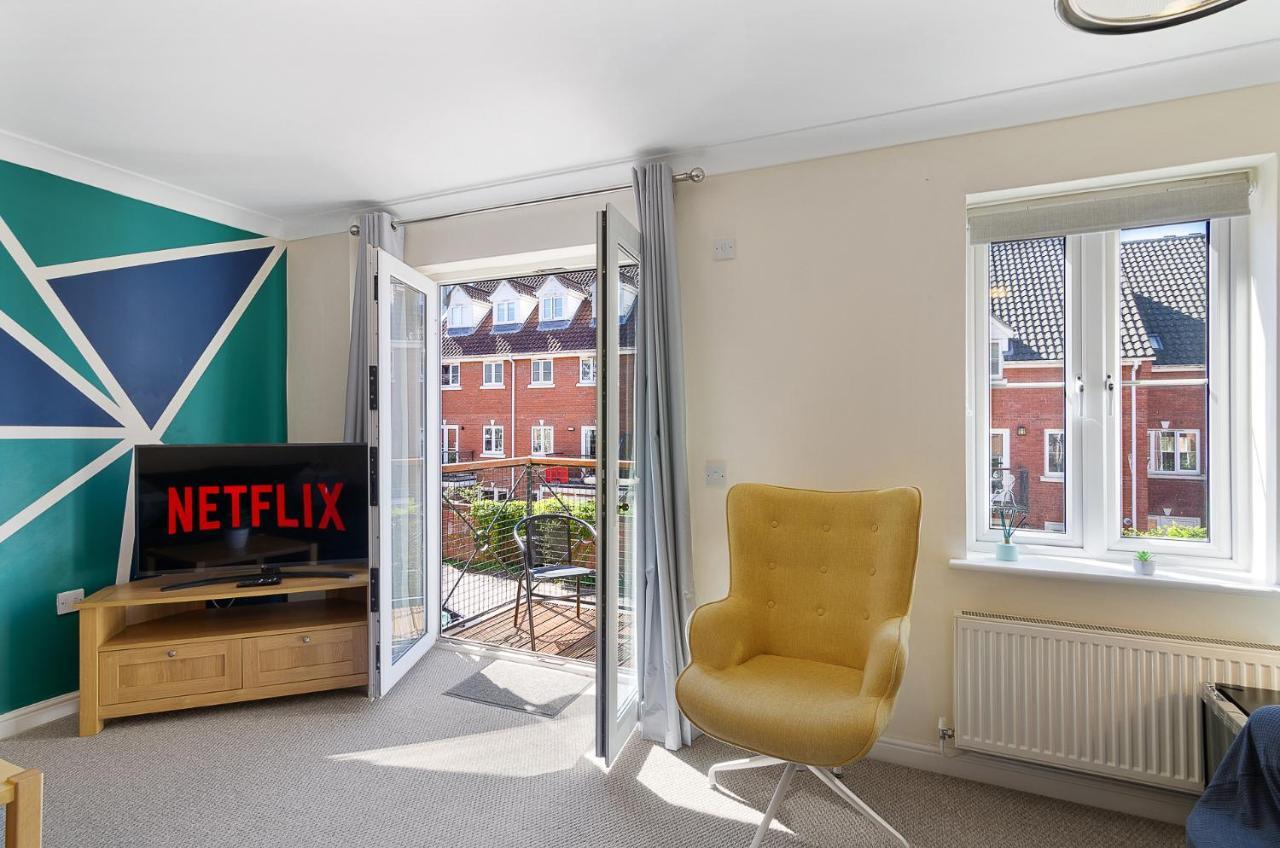 4Br Townhouse Wbalcony Free Parking Fast Wi-Fi Villa NWI Eksteriør bilde