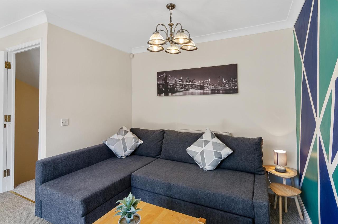 4Br Townhouse Wbalcony Free Parking Fast Wi-Fi Villa NWI Eksteriør bilde