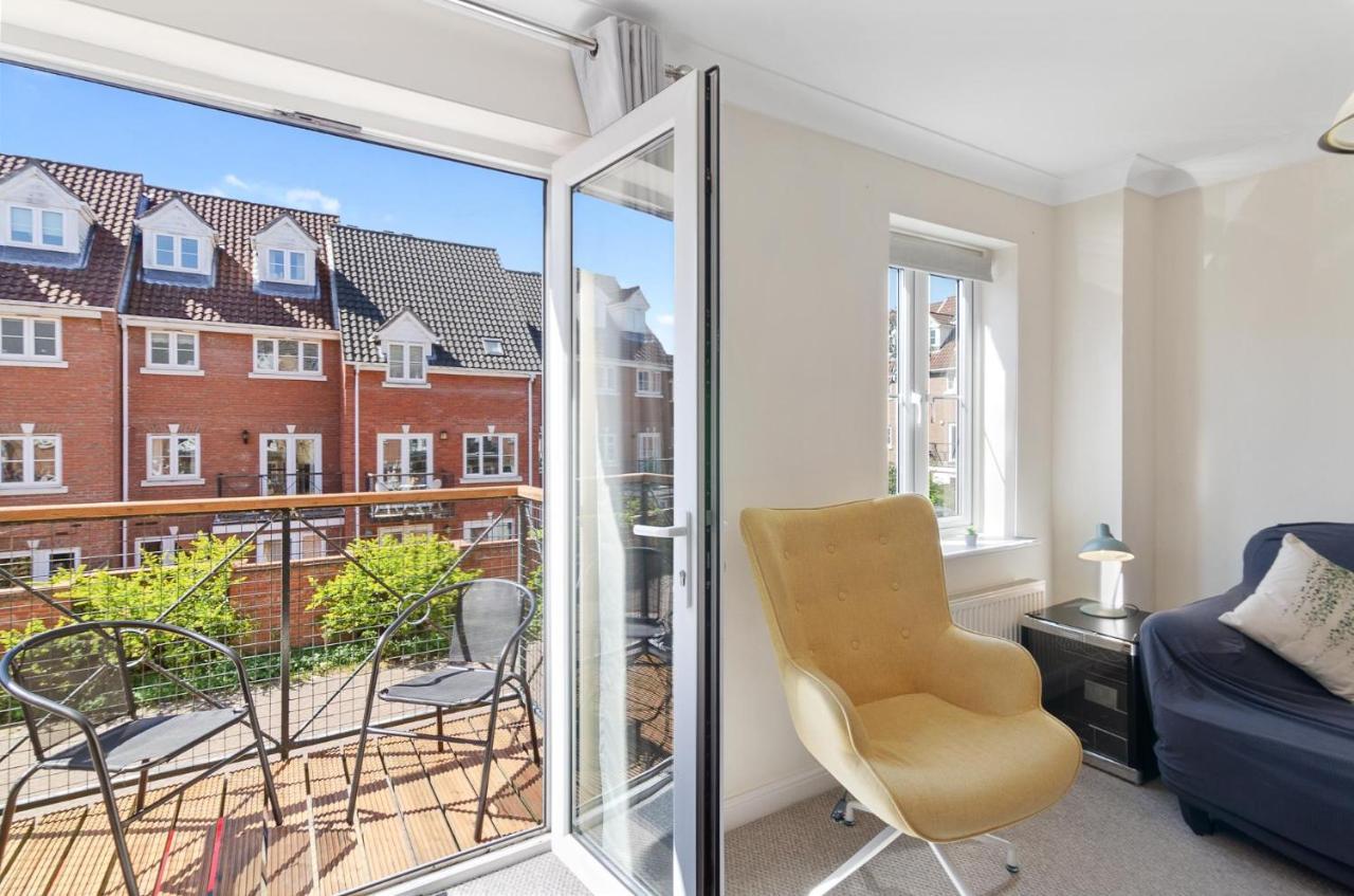 4Br Townhouse Wbalcony Free Parking Fast Wi-Fi Villa NWI Eksteriør bilde